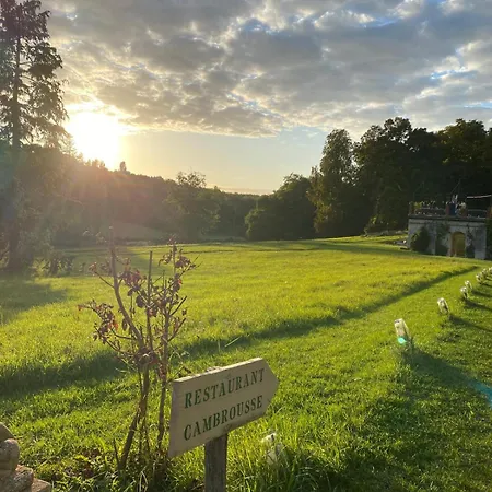Chateau De La Bucherie Saint-Cyr-en-Arthies