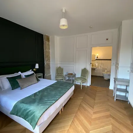 Chateau De La Bucherie