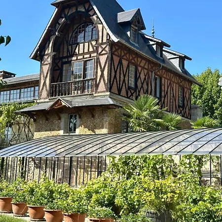 Chateau De La Bucherie Saint-Cyr-en-Arthies